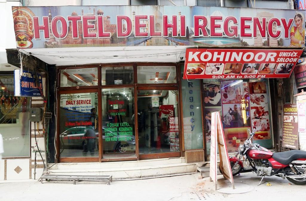 Hotel Delhi Regency Kültér fotó